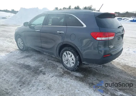 2016 Kia Sorento 3.3L Lx z USA, uszkodzony, nr VIN 5XYPGDA53GG139376